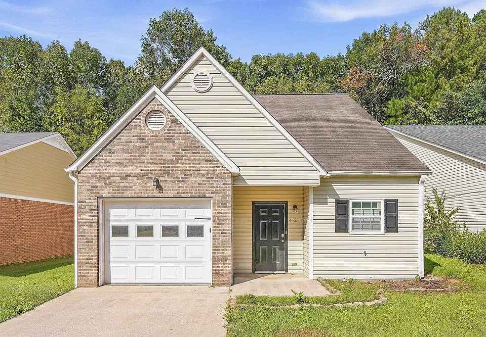 4522 Rock Creek Cir