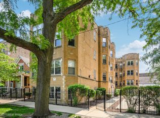 3017 W George St APT 2B, Chicago, IL 60618