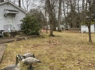 77 Wardle Ave, Berkeley Heights, NJ 07922