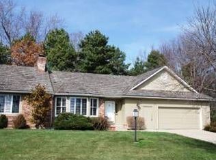 3700 W 79th Ter, Prairie Village, KS 66208