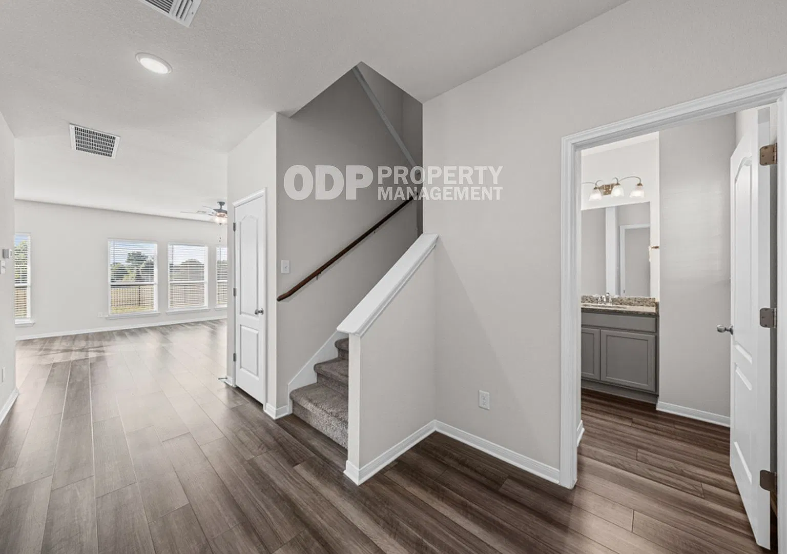 Gorgeous 2 story home in the Friars neighborhood - No backyard neighbors — Photo 3