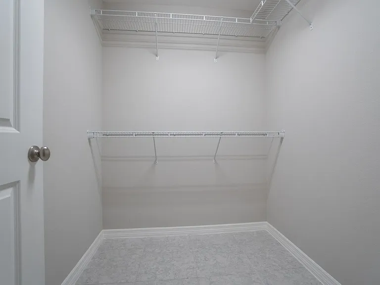 231 Reese Ct #22 — Photo 15