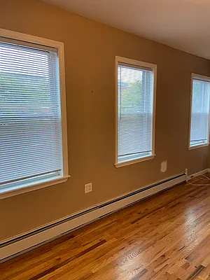 Rented by Argy Realty Inc | media 30