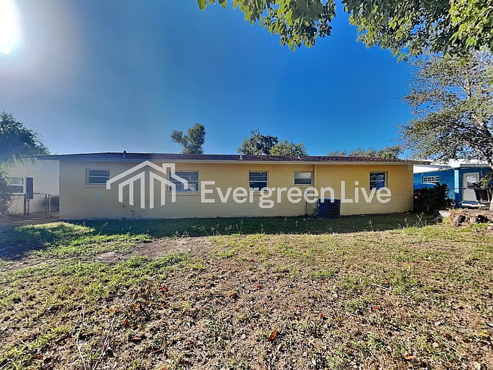 2230 Rohr Dr