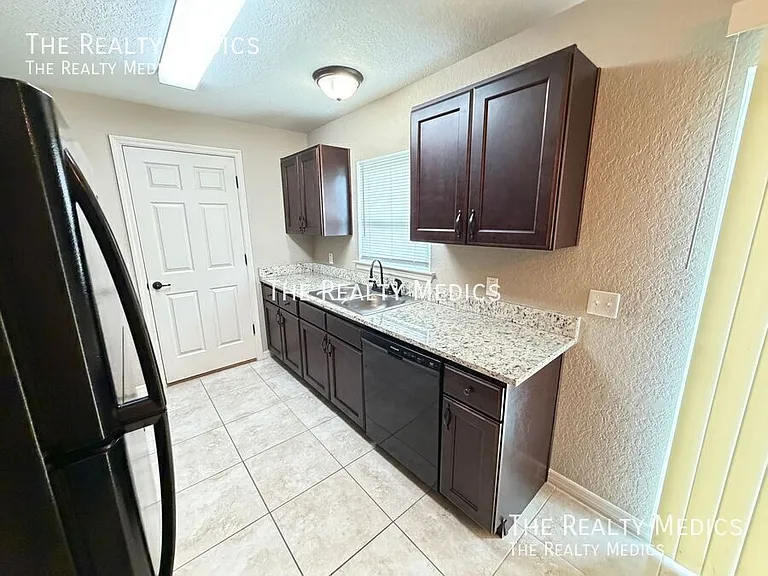 7 Bahia Court Ter — Photo 7