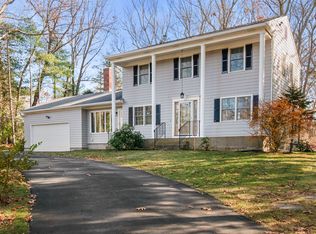 195 Spring Valley Dr, East Greenwich, RI 02818