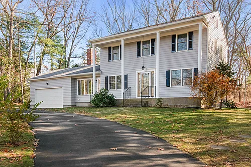 195 Spring Valley Dr Photo 1