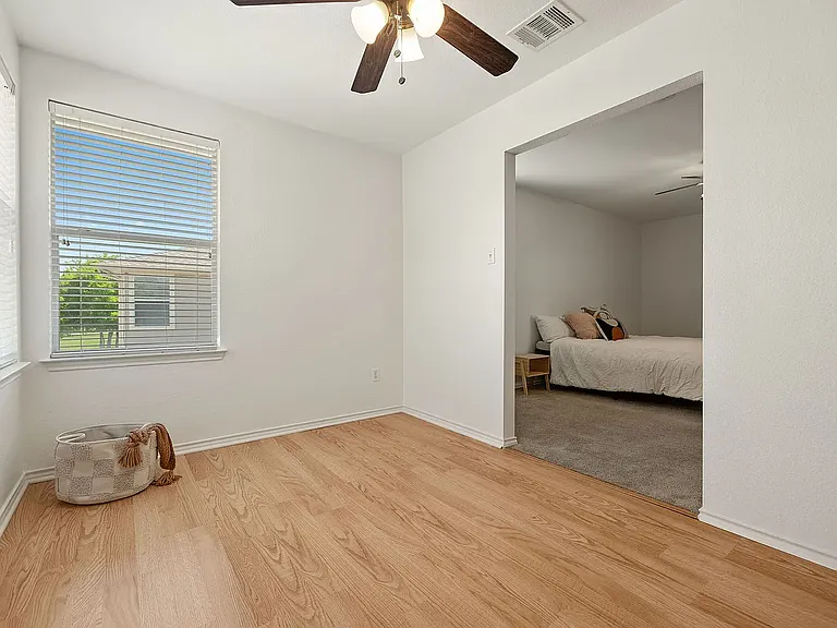 14525 Harris Ridge Blvd #B — Photo 15