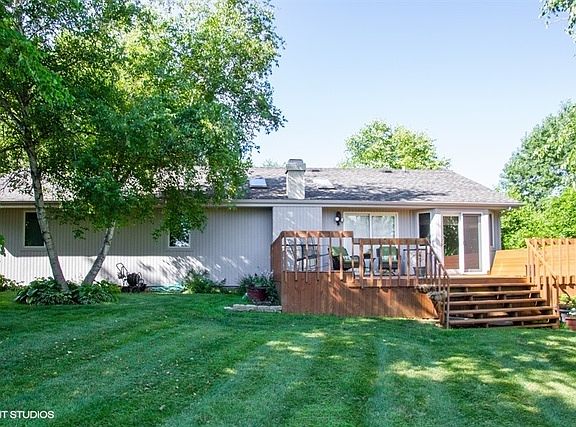 3rd image of 9426 Sagewood Dr
