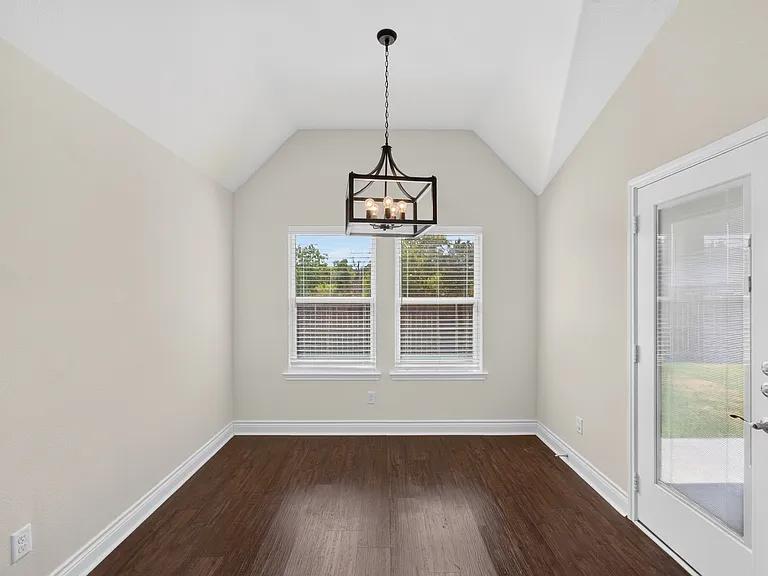 8507 Christie Ln — Photo 4
