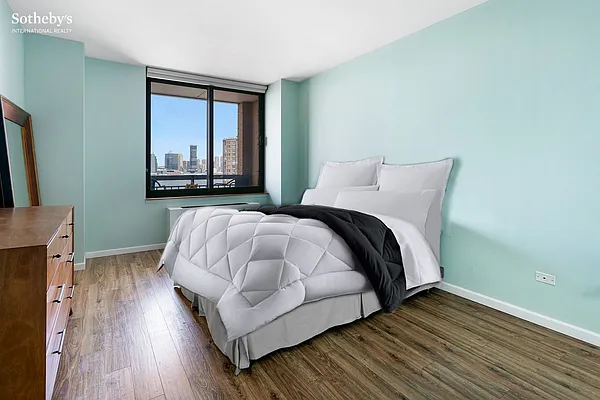 Rented by Sotheby's International Realty | media 19