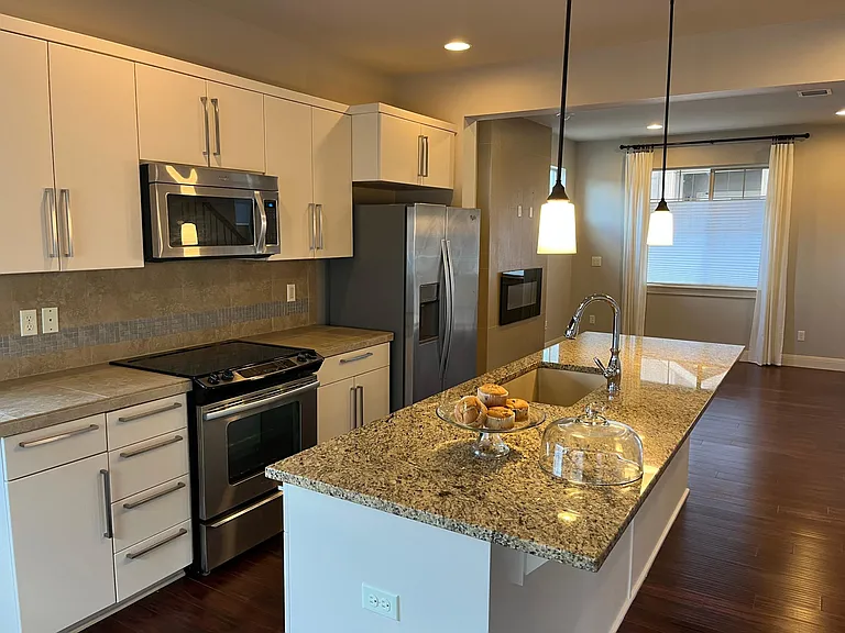 14260 SW Compass Dr — Photo 5