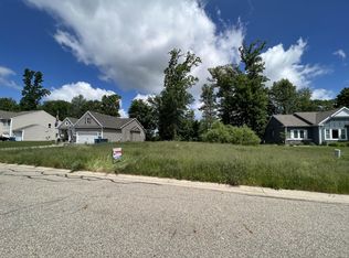 250 Queens Ct UNIT 60, Battle Creek, MI 49015