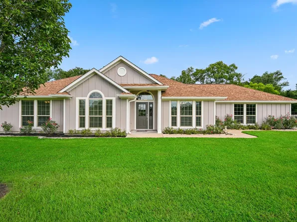 18964 Old Bundick Rd, Hearne, TX 77859