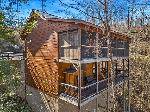 4th image of 1235 Annes Rd