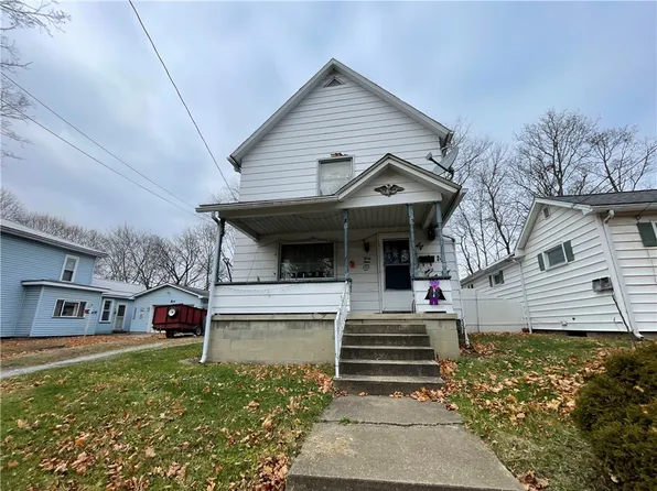 44 N Main St, Greenville, PA 16125