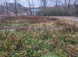 13 Elm St, Dry Ridge, KY 41035