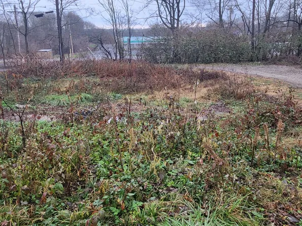 13 Elm St, Dry Ridge, KY 41035