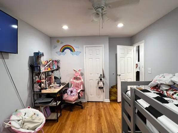 3586 Kennedy Boulevard image 16 of 44