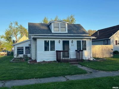 2831 Pershing Blvd, Clinton, IA, 52732