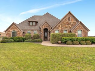 113 Mesquite Dr, Decatur, TX 76234