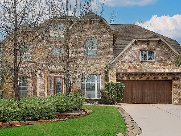 18 Shallowford Pl — Photo 1