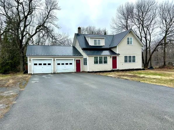 205 Elm Street, Newport, ME 04953