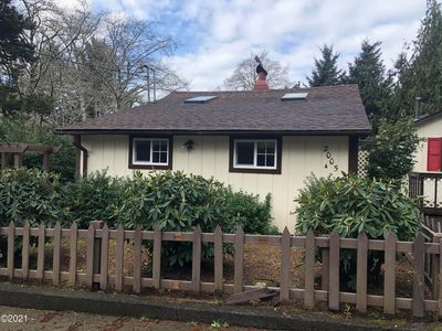 2005 NE Reef Ave #&-B, Lincoln City, OR, 97367
