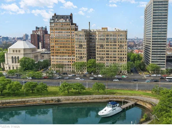 3500 N Lake Shore Dr APT 12C, Chicago, IL 60657