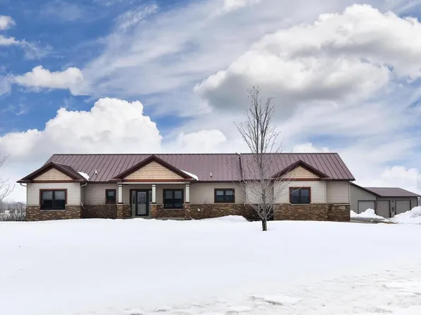 10543 Platt Ave NW, South Haven, MN 55382