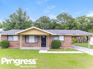11075 N Bluehill Dr, Jacksonville, FL 32218