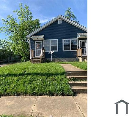 1st image of 842 E 12th Ave