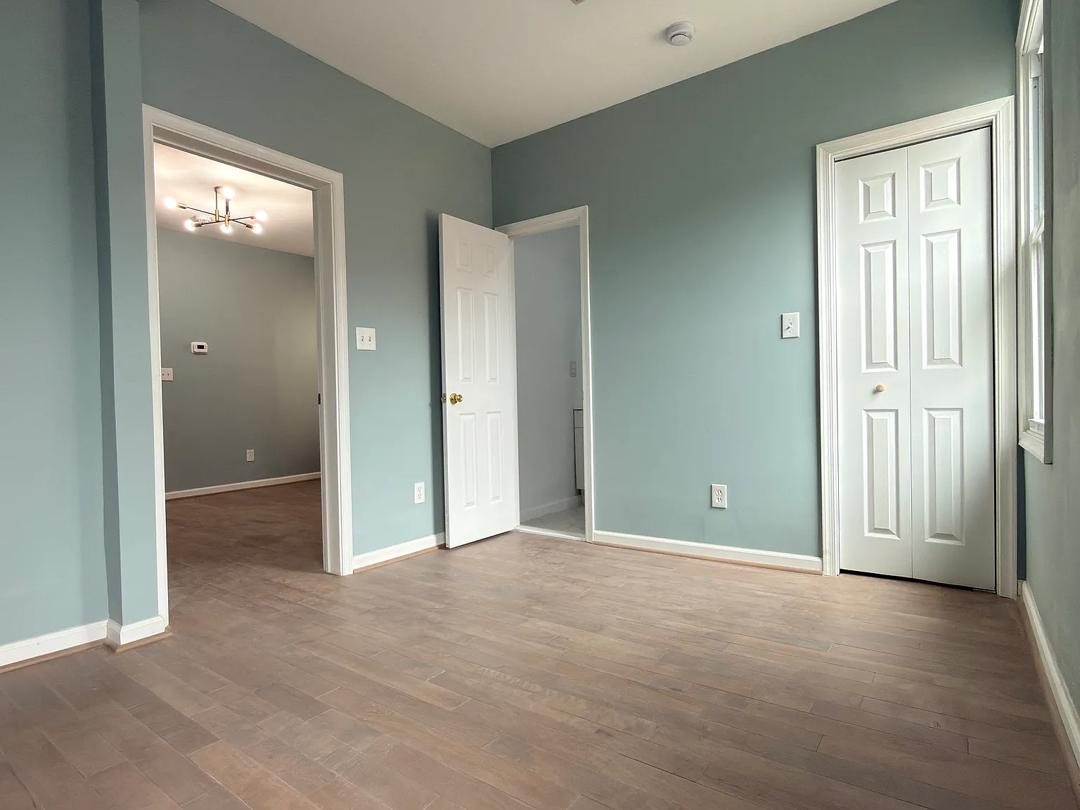 2 bed, 750 sqft, $2,480 — Photo 4