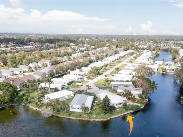 879 Cape Haze LN, NAPLES, FL 34104