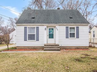 900 Kentfield St SW, Wyoming, MI 49509