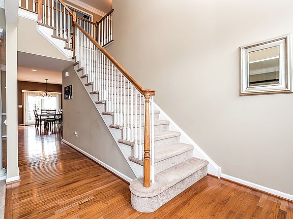 2nd image of 3 Sparrow Ct