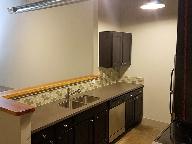 River Market Lofts — Photo 11