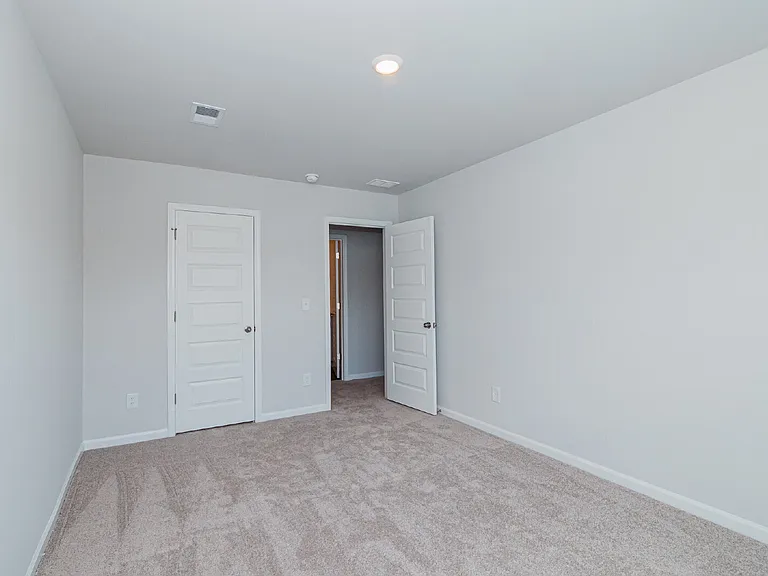 402 Tiliwa St — Photo 26