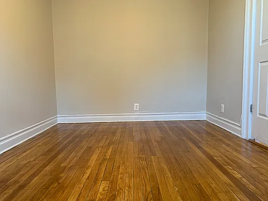 Rented by Hillel Realty Group | media 14