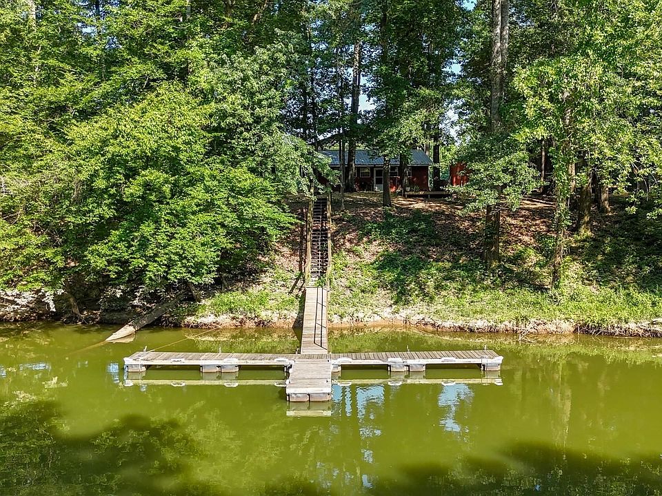 1st image of 300 Teal Ln
