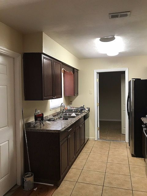 2nd image of 11921 NW 147th Pl