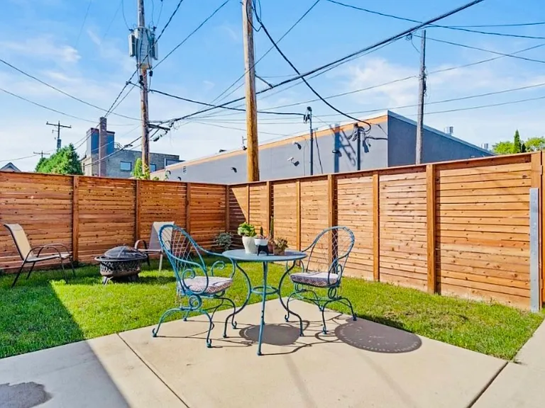 419 W Vine St #421 — Photo 15