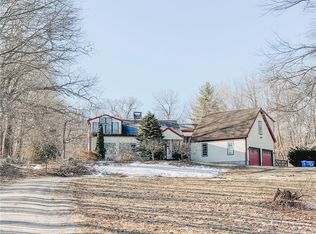 118 Brayman Hollow Rd, Pomfret Center, CT 06259