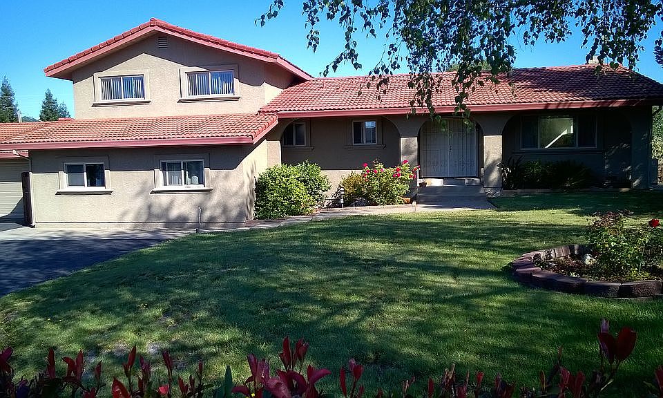 1st image of 3433 Fernbrook Ct