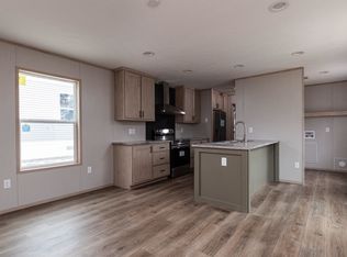 78 Ethans Way, Bennington, VT 05201