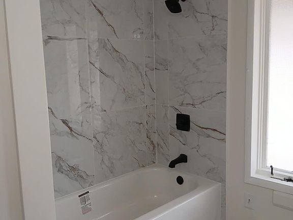 5th image of 32 Valk Rd #4