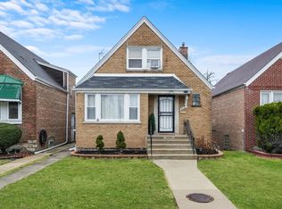 8020 S Mozart St, Chicago, IL 60652