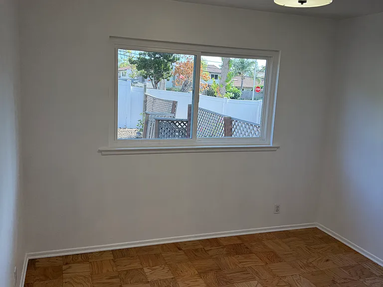 5637 Kent Pl — Photo 15