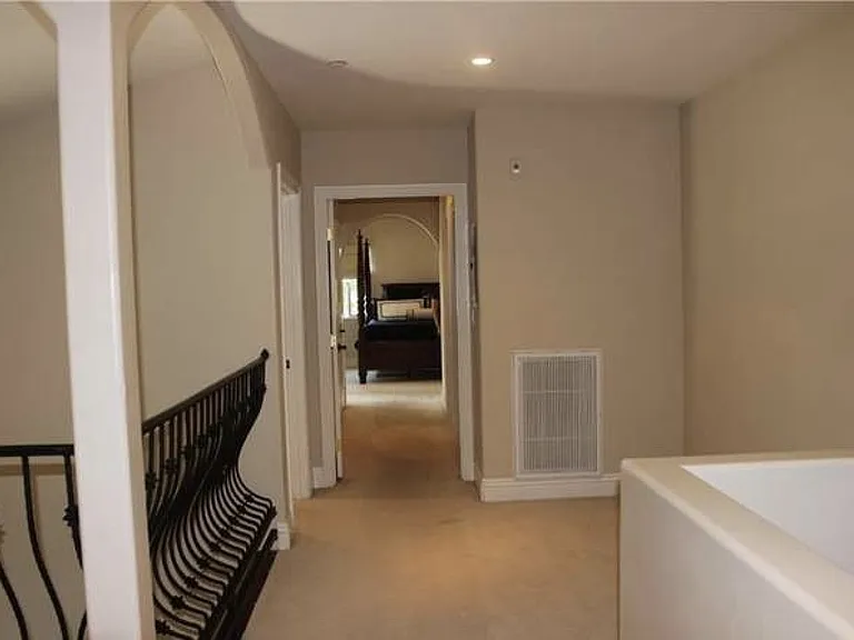 507 Grove Pl — Photo 20