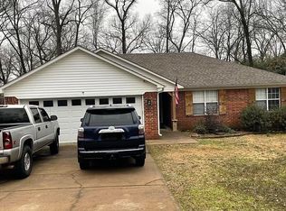 7 Raccoon Trl, Conway, AR 72032